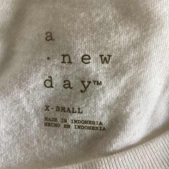 A New Day Cuffed Short Sleeve Crew Neck Cotton Modal Tee XS White 76Q - Picture 5 of 6